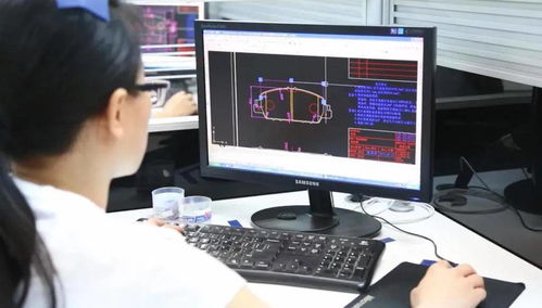 珠海格萊利首批戴姆勒奔馳配套產品正式下線出貨